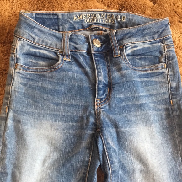 American Eagle Light Wash Jeggings - Picture 6 of 6